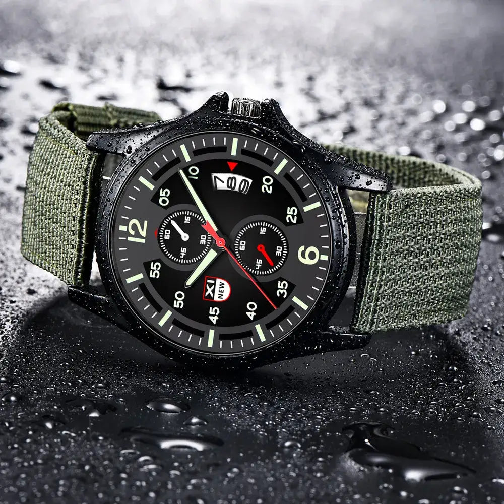 MONTRE MILITAIRE - MONTAGNE