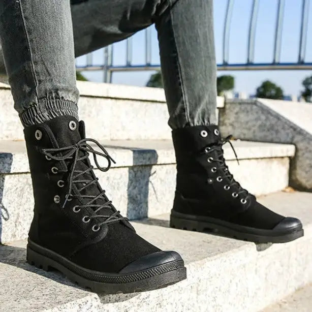 Chaussure militaire vintage