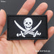 DRAPEAU PIRATE NOIR ET BLANC